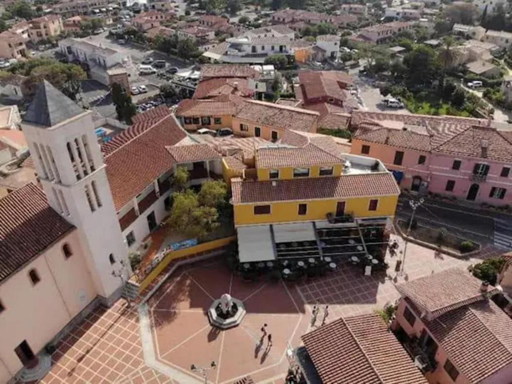 B&B Florian San Teodoro  Luaran gambar