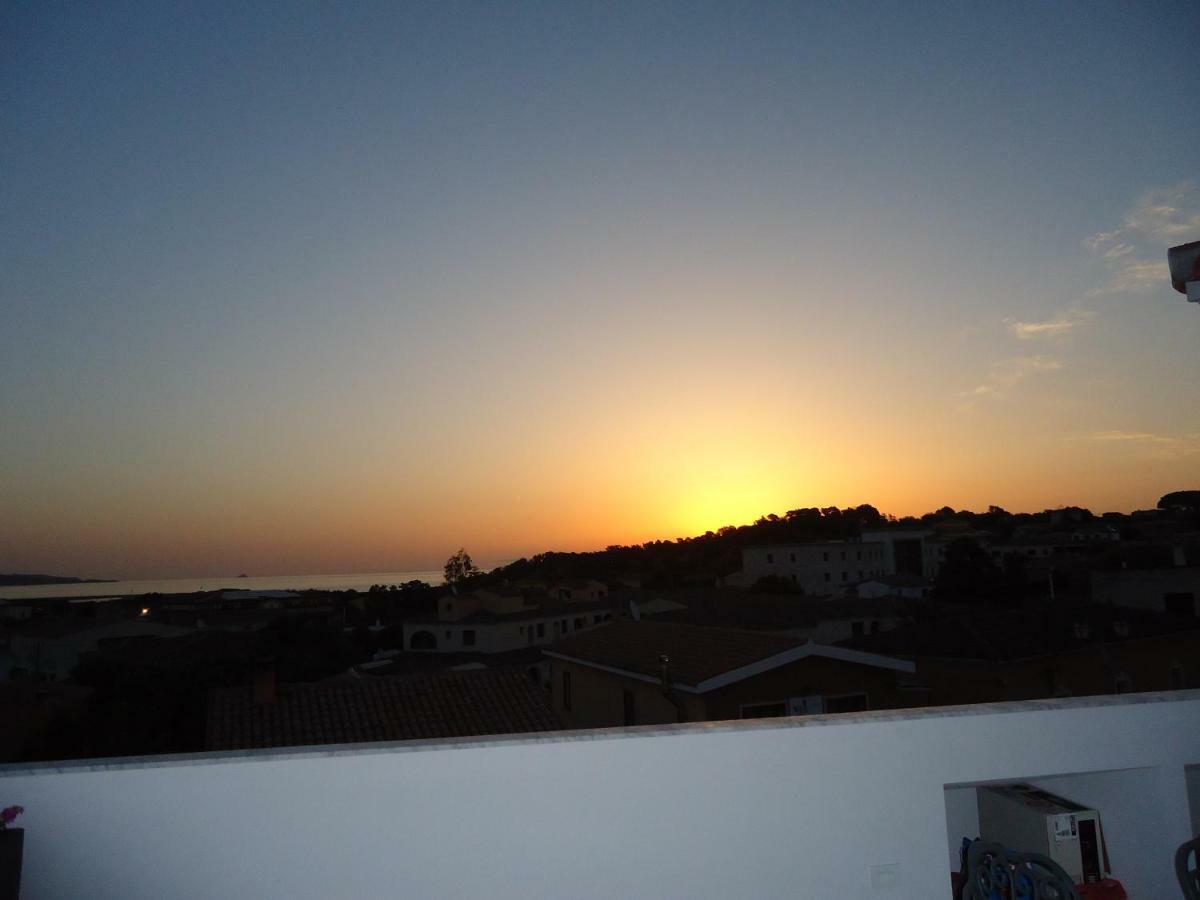 B&B Florian San Teodoro  Luaran gambar